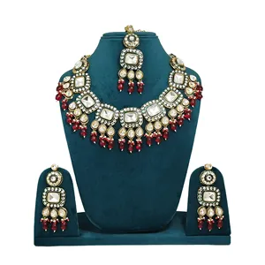 Parure de bijoux de mariée plaquée or Kundan Polki, bijoux fins pour femme, perles de verre rouges, collier choker Polki en émail vert, boucles d'oreilles - Product Image 1