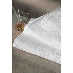 Ensemble de serviettes de bain rectangulaires pour hôtel, série Themis 20/2, fil anneau, 100% coton blanc, couleur unie, poids 600 g/m², logo brodé - Product Image 1