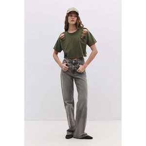 เสื้อครอปท็อปผู้หญิง แขนเฉียง สไตล์ลำลอง คอผูกโบว์ ผ้าฝ้าย 100% ระบายอากาศได้ดี ตกแต่งเพชร มีไซส์เดียว XXS - Product Image 2