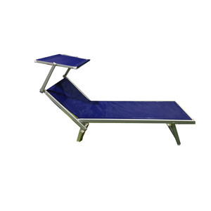 Lettino da Spiaggia in Alluminio con Schermo Parasole Blu - Product Image 1