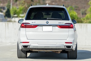 BMW X7 xDrive40i ปี 2021 สภาพดีเยี่ยม พร้อมส่ง - Product Image 3