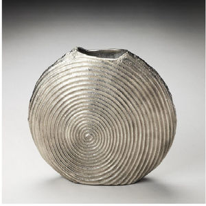 Polished Metal <b>Decorative</b> <b>Vase</b> with Smooth Finish Perfect for Indoor Flower Arrangements and Home Styling - Product Image 4