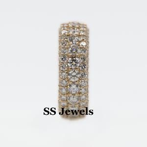 Anillo de compromiso de boda estilo Hip Hop de Plata de Ley 925 Unisex VVS banda de moissanita chapado en rodio Ajuste de pavé acabado helado - Product Image 5