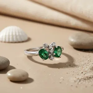 Bague en argent 925 de style romantique pour femmes, plaquée rhodium, motif croisé, bijoux en pierres précieuses fines, zircon principal pour les mariages - Product Image 2