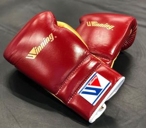 New Arrival Winning Leather Boxing Gloves with Personalized logo Professional Training Sparing MMA Boxing Gloves - Product Image 4