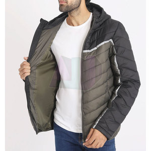Chaqueta de Invierno para Hombre, Estilo Nuevo, con Diseño Moderno, Cortavientos, Transpirable, Aislante, con Capucha y Logotipo Frontal, Nailon/Poliéster - Product Image 2