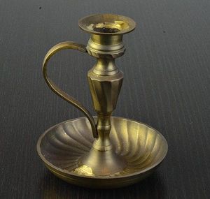 Bougeoir en métal de style moderne avec lampes en verre Ambos décoratives pour les événements de mariage à la maison - Product Image 1