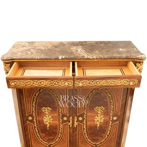 Armoire à chaussures de style français de luxe à double porte avec dessus en marbre de qualité supérieure, finition élégante en bois de palissandre et ornements en laiton doré - Product Image 3