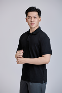 เสื้อเชิ้ตแขนสั้นผ้าถัก TC น้ำหนัก 200 กรัม ทรงปกติสำหรับผู้ชาย |   เสื้อยืดลำลองติดกระดุมสีดำโลโก้ด้านหน้า |   กันยับ |   ผลิต - Product Image 5