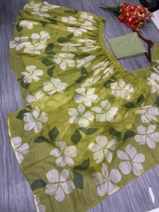 Hermosa última ropa de fiesta Lehenga con hermoso estampado floral - Product Image 5