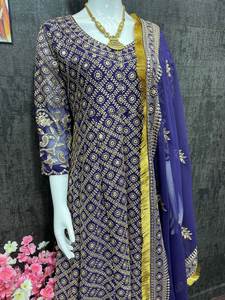 NOUVEAU DESIGNER BOLLYWOOD JANHVI KAPOOR ROBE LOURDE - Product Image 6