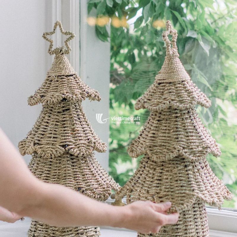 Eco Friendly Naturally Water Hyacinth Christmas