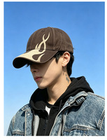 Casquette de baseball personnalisée six panneaux brodée flamme tribale bois de cerf coton délavé vente en gros unisexe homme streetwear vintage logo OEM