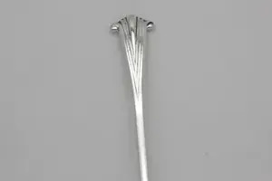 Cuillère de mariage en acier inoxydable pur à poignée de designer, parfaite pour les ustensiles de cuisine, les ustensiles de cuisine, les accessoires de vaisselle. - Product Image 3