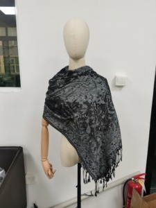Custom 100% Wool <b>Shawl</b> <b>For</b> <b>Women</b> High Quality Warm Breathable Lightweight Stylish Printed Pattern Fashion Daily Wear <b>Women</b> <b>Shawl</b> - Product Image 6