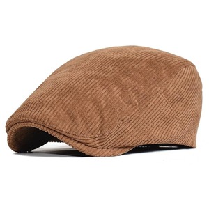 Vente en gros Chapeau béret plat coupe-vent en velours côtelé écossais pour la conduite Chapeaux de mode - Product Image 1