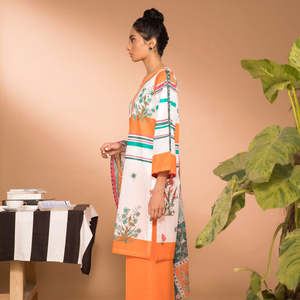 Traje de Jardín de Dos Piezas con Rayas Estilizadas Sapphire B - Product Image 2