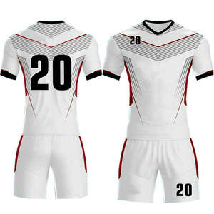 เสื้อฟุตบอลและกางเกงขาสั้นโพลีเอสเตอร์ทนทาน พิมพ์ลายด้วยเทคนิค Heat-transfer พร้อมปรับแต่งได้เพื่อความสบาย แห้งเร็ว แสดงความรักของทีม - Product Image 2