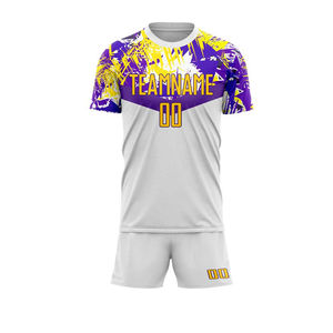 Cómodo nueva llegada uniforme de fútbol de verano para adultos para hombres 100% poliéster secado rápido transpirable nuevo estilo calidad para venta en línea - Product Image 2