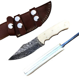 Couteau de chasse en acier damas fait main avec drapeau Texas manche en bois personnalisable à lame fixe de transport quotidien supporté par l'OEM - Product Image 1