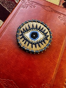 Verdant Malachite Energy Light Porte-clés Perles de pierres précieuses vertes à bandes naturelles Finition polie Déclaration Bijoux Cristal de mise à la terre - Product Image 3