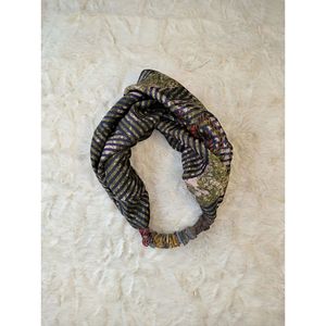 Set of 3 Bohemian Vintage Silk Sari Headbands Handmade with Recycled Fabric Front Knot Design Cute <b>Girly</b> Bridesmaids <b>Gift</b> - Product Image 3