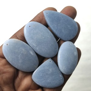 คริสตัลแองเจไลต์คุณภาพสูง ราคาขายส่ง ล็อต 100% หินแองเจไลต์ธรรมชาติสำหรับทำเครื่องประดับ หินแองเจไลต์แบบหลวม ล็อตจำนวนมาก - Product Image 1