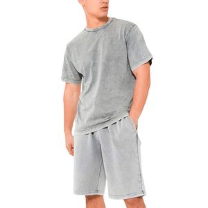 Conjunto de pantalones cortos de gimnasio para hombre, ropa de calle regular cómoda, en color sólido, logotipo personalizado, transpirable, sin cordón, lavado ácido - Product Image 1