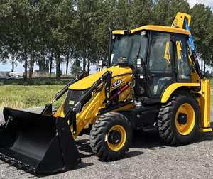 Nouvelle chargeuse-pelleteuse JCB 3CX Sitemaster Pro, chargeuse sur pneus de 3 tonnes avec une force de creusement élevée, construction robuste - Product Image 5
