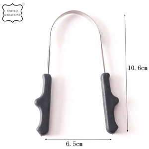 Limpiador raspador de lengua de metal de acero inoxidable ecológico portátil con mango de plástico para limpieza bucal - Product Image 3