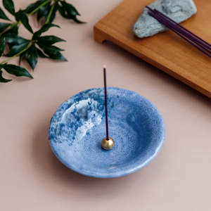 Juego de Porta Incienso de Cerámica Tradicional y Quemador de Incienso de Latón - Azul - Product Image 1