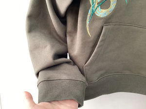 Sudadera con capucha corta de tela suave de moda de otoño personalizada al por mayor impresión digital con color personalizado de manga larga - Product Image 4