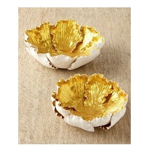 Cuenco de latón artesanal para servir con patrón étnico auténtico para comedor formal y regalos para el hogar - Product Image 1