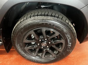 ราคาประหยัด! รถมือสอง ปี 2026 HILLUX 2.8L D-4D 48V ดับเบิ้ลแค็บ ขับเคลื่อน 4 ล้อ เกียร์อัตโนมัติ เบาะหนัง SUV / รถกระบะ พวงมาลัยซ้าย - Product Image 6