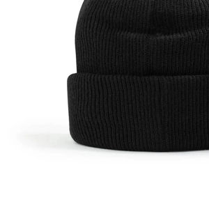 Diseño Clásico Acanalado, Forma Tradicional, Forro Interior Acogedor, Construcción con Hilo Grueso, Estacional - Product Image 6