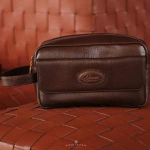 Bolsa con cremallera de cuero de vaca hecha a mano de primera calidad, elegante diseño clásico duradero, perfecto para llaves, maquillaje, accesorios de Indonesia - Product Image 6