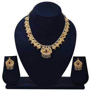 Venta al por mayor de collares de oro de 14K 18K 24K, collares de moda chapados en oro de latón, conjunto de joyas de diseño floral tradicional. - Product Image 1