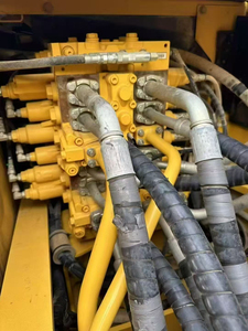 2024 nuevo accesorio de construcción de mini excavadora de cubo de concha hidráulica de alta resistencia de 8 toneladas para granja e industrias - Product Image 6