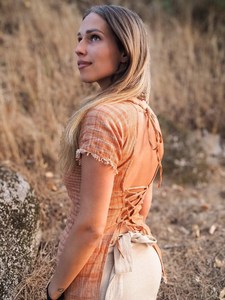 Khadi Top de algodón Terracota Boho Tie Top con flecos 100% Tela de punto transpirable Estilo casual Patrón sólido - Product Image 3