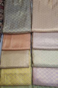 Tela de encaje de lujo africano de seda 100% de alta calidad con brocado Jacquard bordado para vestidos de novia - Product Image 4