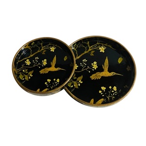 Bandeja de madera ecológica hecha a mano: revestimiento de esmalte elegante para servir bebidas, desayunos y aperitivos - Product Image 1