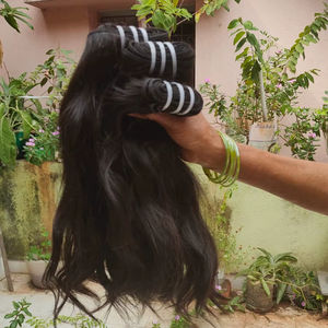 Machine double trame indienne Extension de cheveux bruts d'Inde. Cheveux Remy de qualité supérieure à donneur unique en vente - Product Image 1