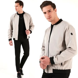 Veste bomber de haute qualité sur mesure, légère, nouvelle veste universitaire, manches en cuir, vente en gros pour la saison hivernale - Product Image 1