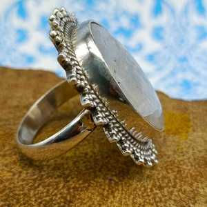 Pierre de lune semi-précieuse arc-en-ciel naturelle Cabochon de pierres précieuses anneaux de forme ovale 925 bijoux en argent sterling à prix raisonnable - Product Image 4