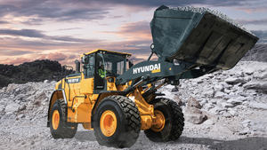 4.8CBM Bucket Wheel Loader HL975 Chargeurs frontaux pour vente pas cher - Product Image 4