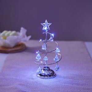 Arbre de Noël en métal et en cristal les plus exigeants magnifiquement conçu par Decor Deck de l'Inde - Product Image 6