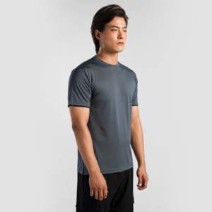 เสื้อยืด Turbo สีเทา ทรงปกติ ผลิตจากโพลีเอสเตอร์ 100% น้ำหนัก 250 กรัม พิมพ์ลายซิลค์สกรีนแบบอัดแน่น ผ้า CVK ย้อมสีพื้น น้ำหนักเบา - Product Image 3