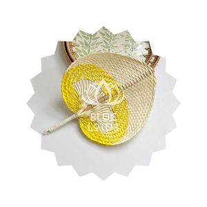 Abanico de Mano de Hoja de Palma, Artesanía Tejida a Mano - Product Image 1