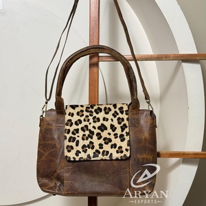 Cheveux faits à la main sur imprimé léopard en cuir de vachette rabat sac fourre-tout pour femmes en cuir véritable Vintage support pour ordinateur portable bandoulière sac à main - Product Image 1