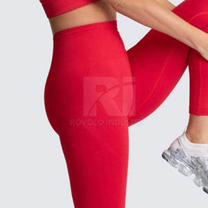 Conjunto de Yoga para mujer de alta calidad MOQ bajo personalizado Patrón sólido Ropa de fitness con logotipo frontal Más vendidos - Product Image 6